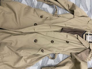 Gabardina Beige Clásica