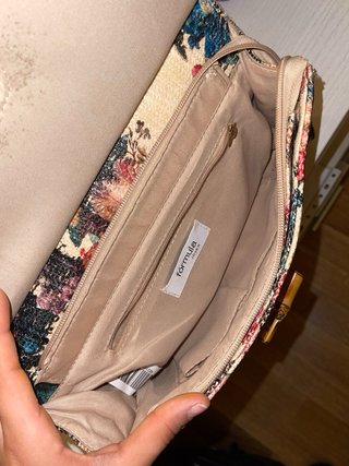 Bolso de mano de fiesta con estampado floral