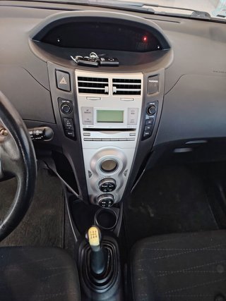 Toyota Yaris 2006