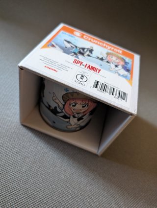 Taza Oficial Spy x Family Crunchyroll