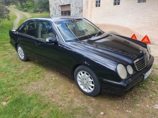 Mercedes-Benz Clase E 2000