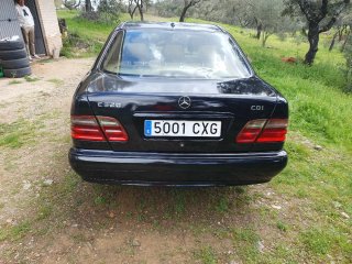 Mercedes-Benz Clase E 2000
