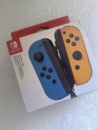 Mandos JoyCon Nintendo Switch Azul y Amarillo
