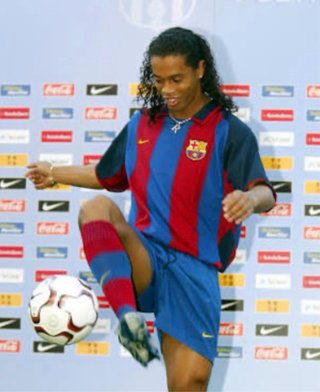 Camiseta Debut  Ronaldinho con el FC Barcelona
