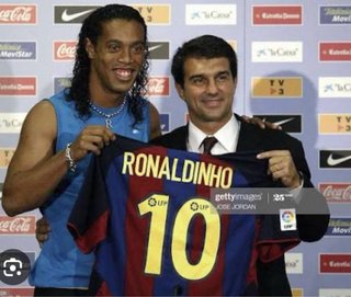 Camiseta Debut  Ronaldinho con el FC Barcelona