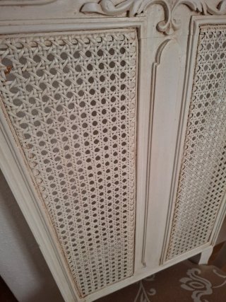Juego de 2 sillas tapizadas y de madera