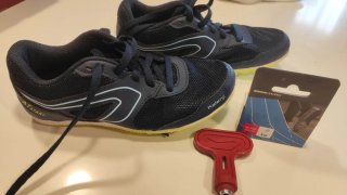 Zapatillas Clavos Kalenji AT START talla 34 niño