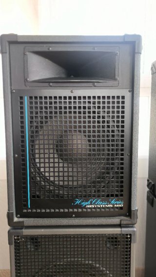 Altavoces JBSYSTEMS M10 y Subwoofers.