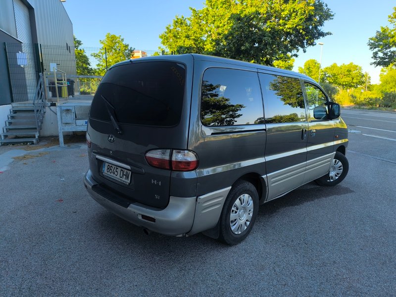 Hyundai H-1 2005 - foto 1