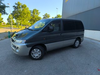 Hyundai H-1 2005