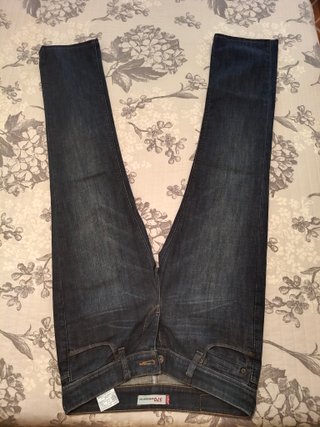 2 Pantalones Levi's Mujer 30x34 y 31x34