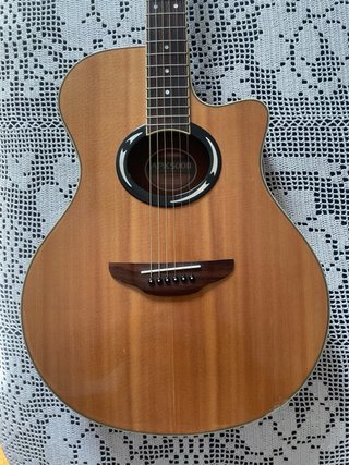 Guitarra Acústica Yamaha APX500II