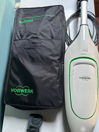 Aspiradora Vorwerk VK200 con accesorios