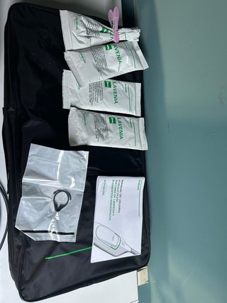 Aspiradora Vorwerk VK200 con accesorios