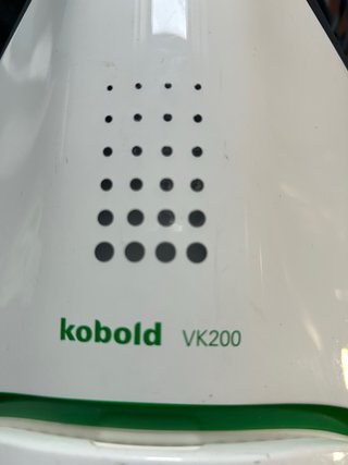 Aspiradora Vorwerk VK200 con accesorios
