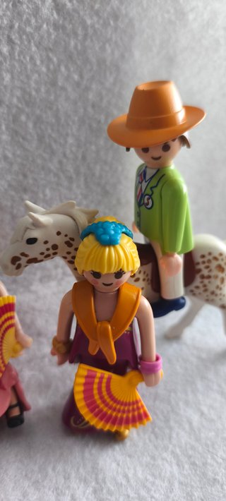 Lote Playmobil Flamencas y Caballos