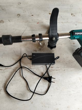 Desbrozadora a batería  36V