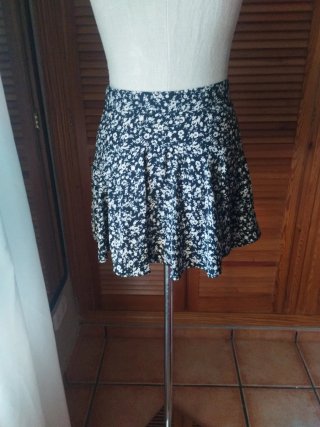 Falda pantalón corta flores