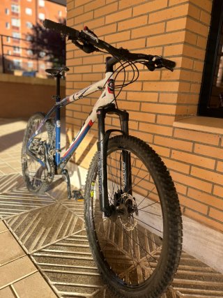 Bicicleta MTB BH Expert