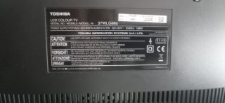 Televisión Toshiba REGZA Negra y Plateada