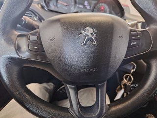 Peugeot 208 2014