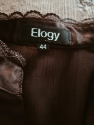 Blusa Elogy marrón