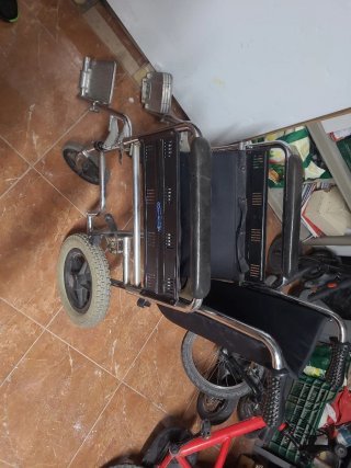 Silla de ruedas como nueva