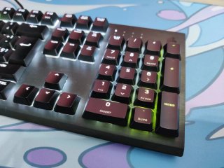 Teclado Gaming Corsair K60 RGB Pro Low Profile