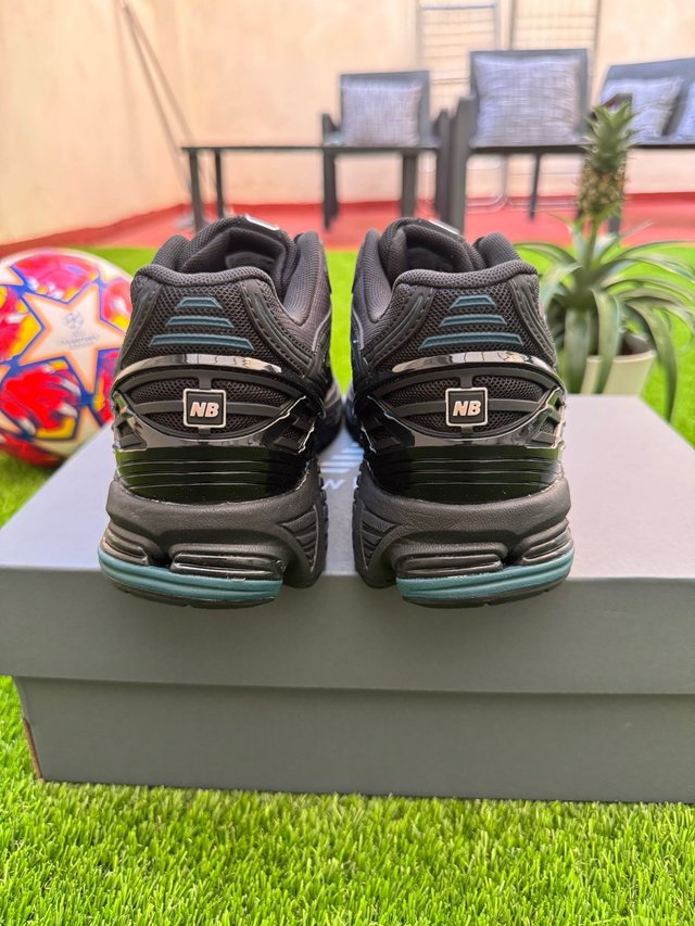 New Balance 1906r Negro/Gris