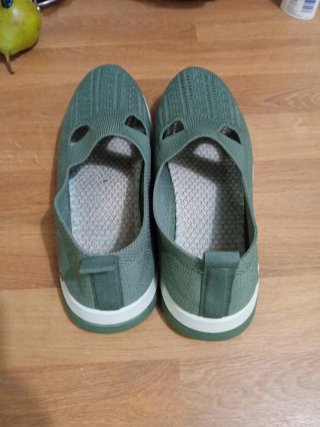 Zapatos verdes de malla