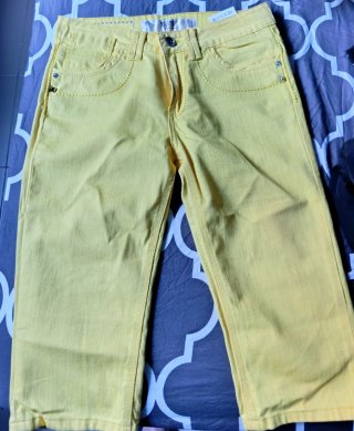 Pantalón corto verano amarillo