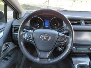 Toyota Avensis 2015 Berlina