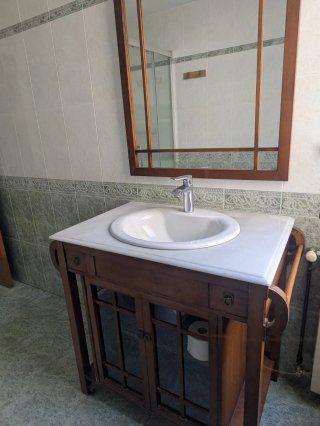 Mueble baño vintage madera y mármol