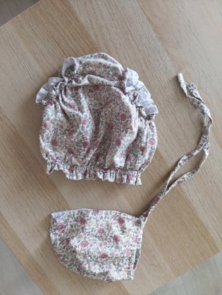 Conjunto braguita y capota floral 3/6m