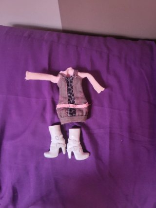 Ropa Muñeca Bratz: Vestido y Botas