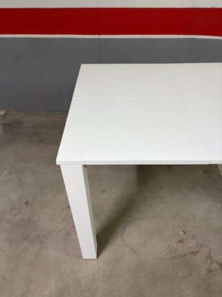 Mesa comedor extensible lacada blanca140/190 BANAK