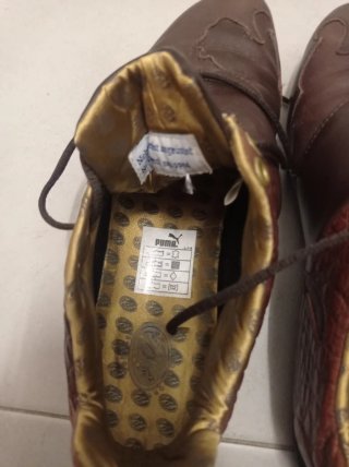 Zapatillas Puma Marrones y Doradas