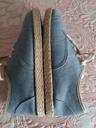 (37) Alpargatas/esparteñas bajas con cordones azul