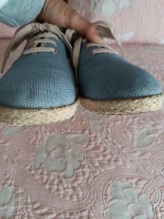 (37) Alpargatas/esparteñas bajas con cordones azul