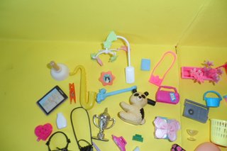 Lotto Accessori Mix Barbie - 73 Pezzi