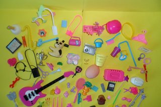 Lotto Accessori Mix Barbie - 73 Pezzi