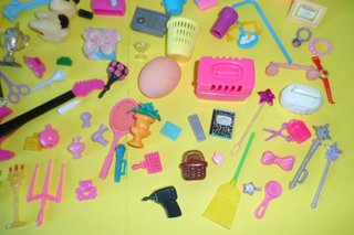 Lotto Accessori Mix Barbie - 73 Pezzi