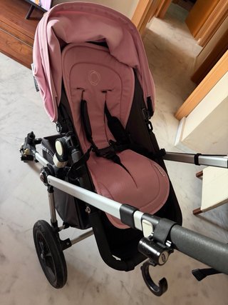 Silla de paseo Bugaboo rosa y gris