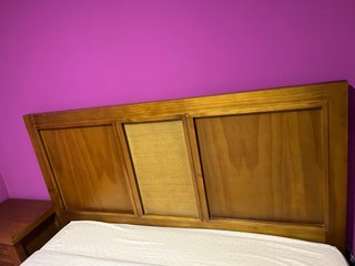 Cabezal y 2 mesitas de noche madera
