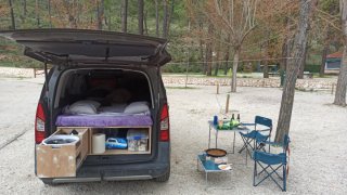 Mueble camper para Peugeot partner o similar