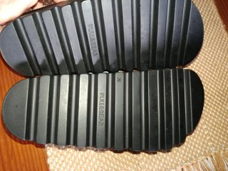 Sandalias de tela vaquera con hebillas nuevas