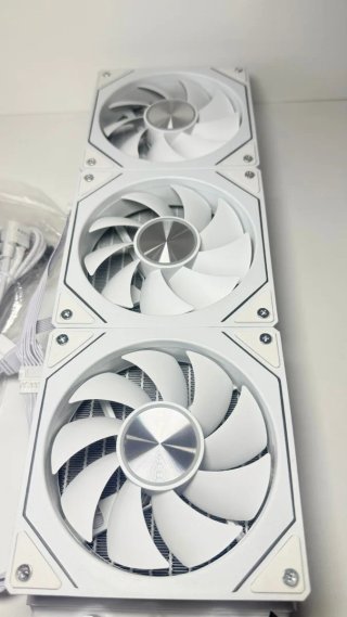 X-GAMERX M360 WH DIGITAL Refrigeración Líquida