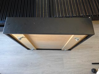 Sofá cama metálico y dos 2 cajones
