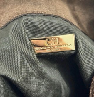Bolso Carolina Herrera ante marrón CH