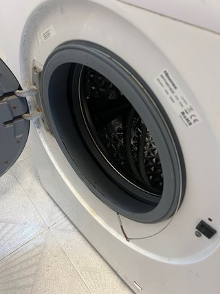 Lavadora Hisense 9kg averiado